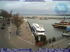 Webcam Hafen Stralsund, Anleger der Weißen Flotte, Linie nach Altefähr (Rügen)