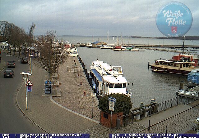 Webcam Hafen Stralsund, Anleger der Weißen Flotte, Linie nach Altefähr (Rügen)