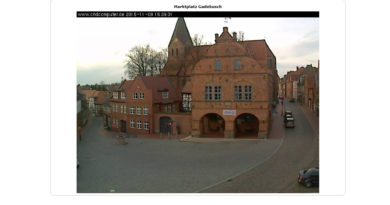 Webcam Gadebusch mit Blick auf den Marktplatz und die Kirche